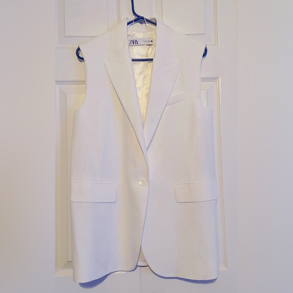 Zara Tailored Sleeveless Blazer Vest